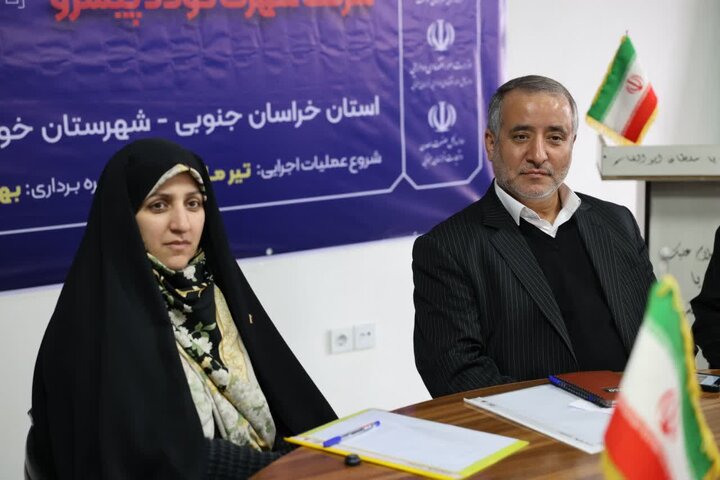 سرمایه‌گذاری در تولید، مسیر پایدار تأمین معیشت مردم است