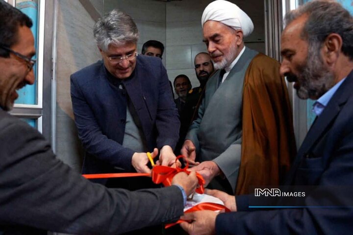 سالن ورزشی مسجد ابوالفضل محله برزان اصفهان به بهره‌برداری رسید