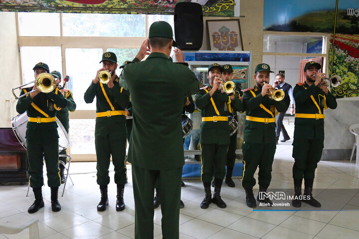 جشن پیروزی انقلاب در مرکز توانبخشی جانبازان شهید مطهری اصفهان