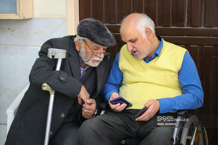 جشن پیروزی انقلاب در مرکز توانبخشی جانبازان شهید مطهری اصفهانشهید مطهری اصفهان