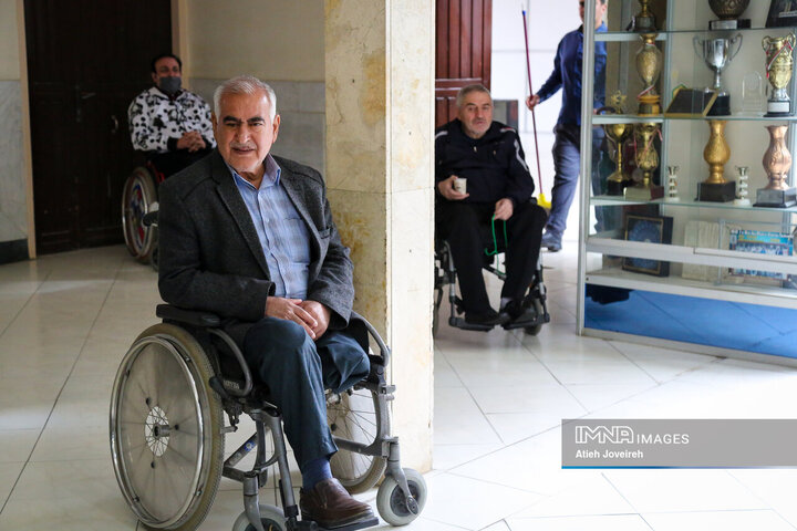 جشن پیروزی انقلاب در مرکز توانبخشی جانبازان شهید مطهری اصفهان