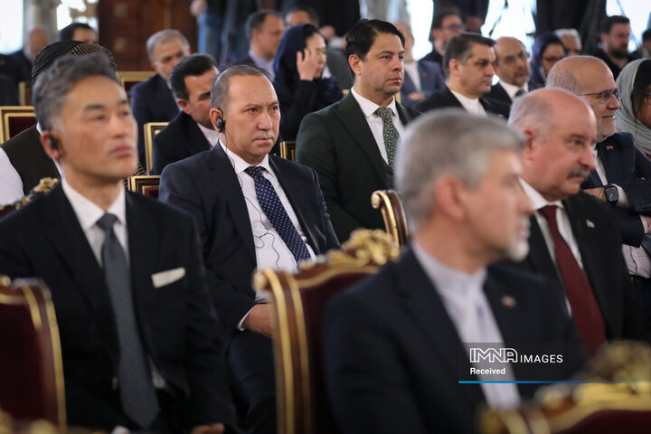 مراسم سالگرد پیروزی انقلاب اسلامی با حضور سفرا و مسئولان نمایندگی‌های بین المللی مقیم ایران