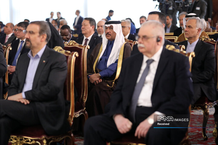 مراسم سالگرد پیروزی انقلاب اسلامی با حضور سفرا و مسئولان نمایندگی‌های بین المللی مقیم ایران