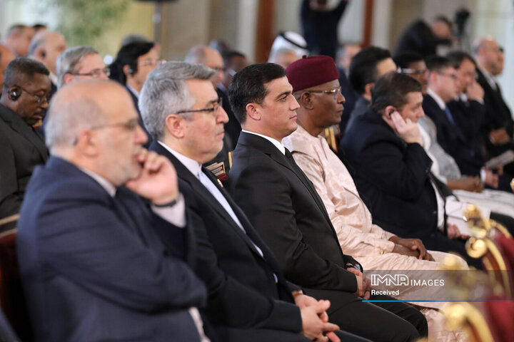 مراسم سالگرد پیروزی انقلاب اسلامی با حضور سفرا و مسئولان نمایندگی‌های بین المللی مقیم ایران