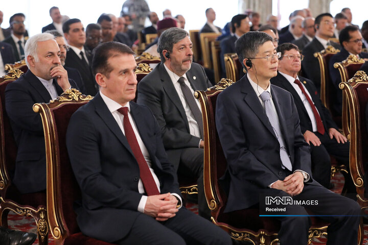 مراسم سالگرد پیروزی انقلاب اسلامی با حضور سفرا و مسئولان نمایندگی‌های بین المللی مقیم ایران