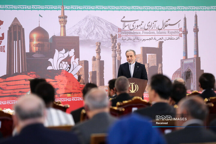 مراسم سالگرد پیروزی انقلاب اسلامی با حضور سفرا و مسئولان نمایندگی‌های بین المللی مقیم ایران