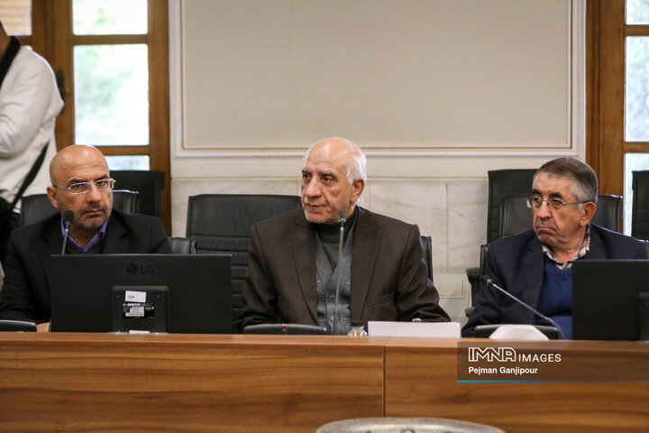 افتتاح پروژه‌های ورزشی استان اصفهان با حضور وزیر ورزش و جوانان