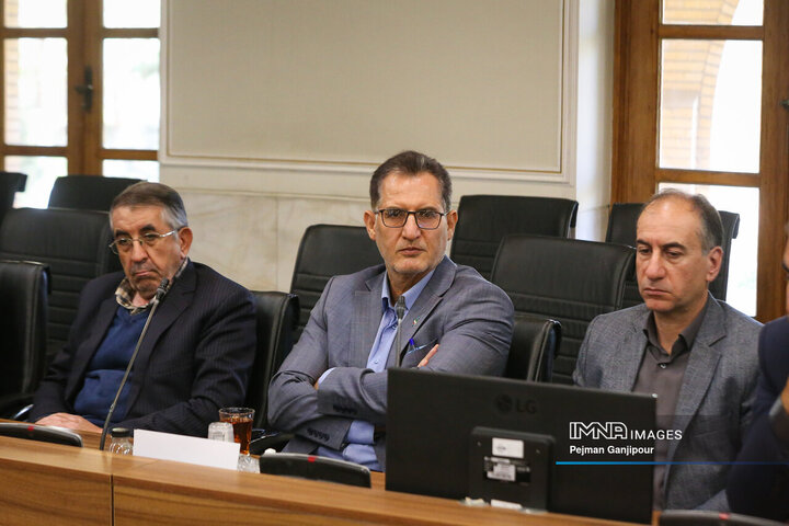 افتتاح پروژه‌های ورزشی استان اصفهان با حضور وزیر ورزش و جوانان