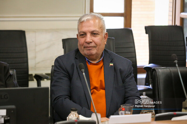 افتتاح پروژه‌های ورزشی استان اصفهان با حضور وزیر ورزش و جوانان