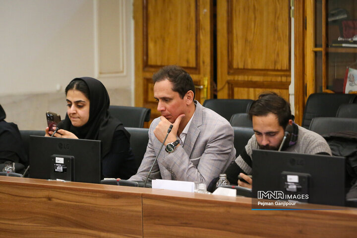 افتتاح پروژه‌های ورزشی استان اصفهان با حضور وزیر ورزش و جوانان