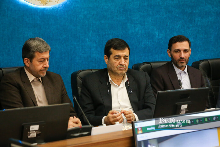 افتتاح پروژه‌های ورزشی استان اصفهان با حضور وزیر ورزش و جوانان