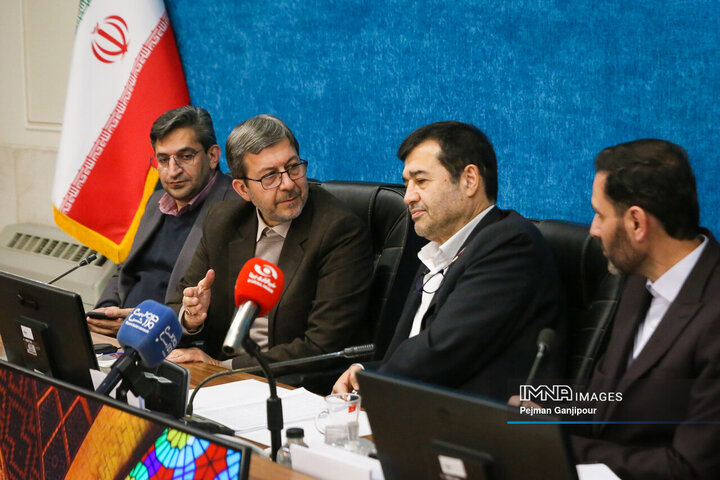 افتتاح پروژه‌های ورزشی استان اصفهان با حضور وزیر ورزش و جوانان