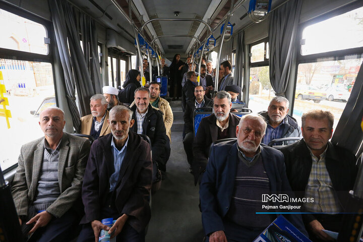 بازدید معتمدین منطقه 14 شهرداری اصفهان از پروژه‌های منطقه