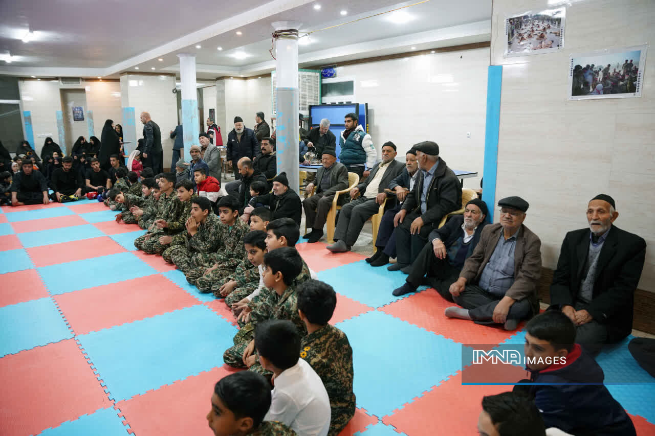 سالن ورزشی مسجد ابوالفضل محله برزان اصفهان تجهیز و به بهره‌برداری رسید