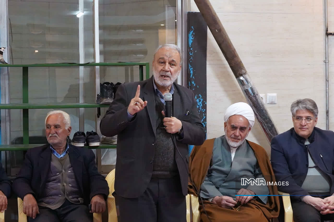 سالن ورزشی مسجد ابوالفضل محله برزان اصفهان تجهیز و به بهره‌برداری رسید