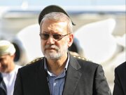 لاریجانی وارد عمان شد + عکس