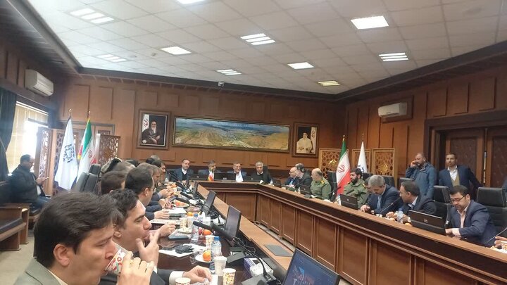 بخش خصوصی شهر اراک به ۵۰ دستگاه اتوبوس برقی ساخت داخل مجهز است