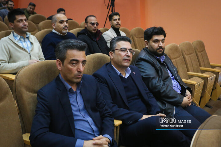 آیین تکریم و معارفه رئیس شهرک علمی و تحقیقاتی اصفهان