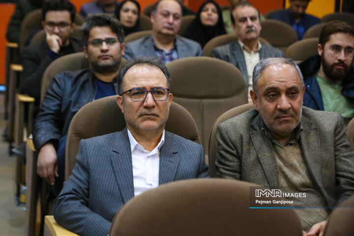 آیین تکریم و معارفه رئیس شهرک علمی و تحقیقاتی اصفهان