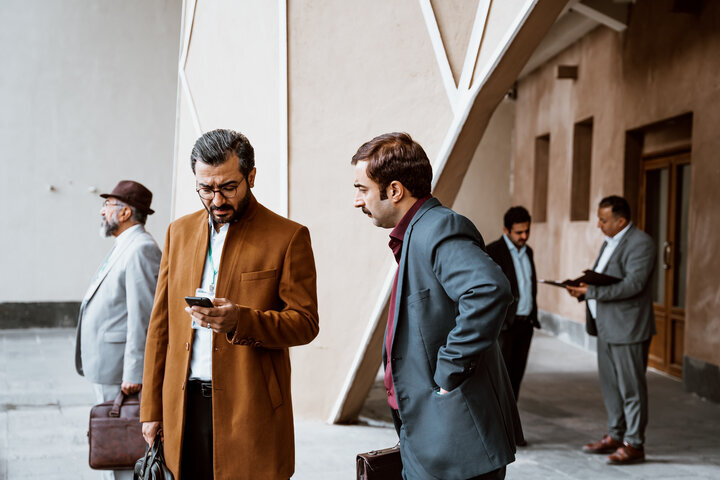 آخرین روز جشنواره فجر با سه فیلم؛ جهان مبهم هاتف، استخر و مولا