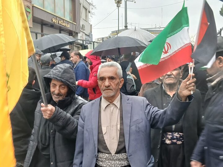 فیلم| راهپیمایی ۲۲ بهمن در سنندج