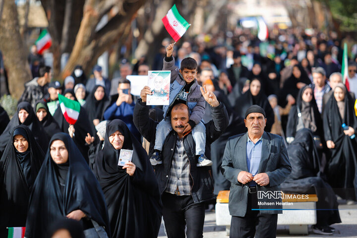 راهپیمایی یوم‌الله ۲۲ بهمن در اصفهان