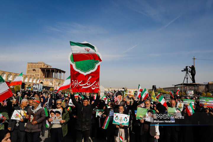 راهپیمایی یوم‌الله ۲۲ بهمن در اصفهان