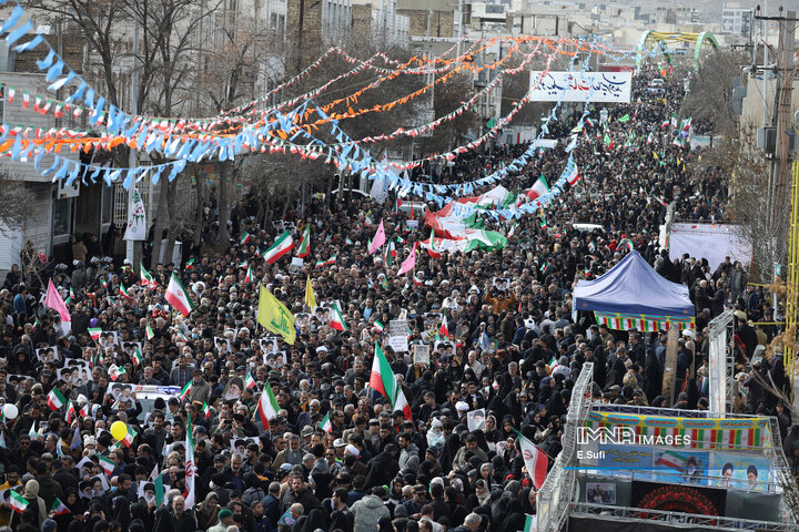 راهپیمایی یوم‌الله ۲۲ بهمن در اراک