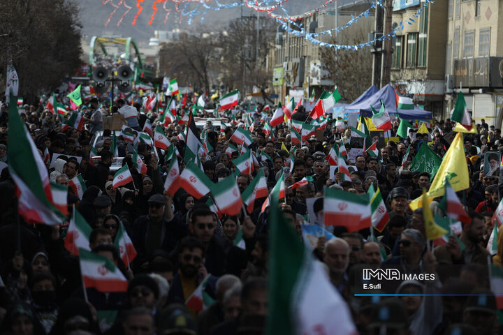 راهپیمایی یوم‌الله ۲۲ بهمن در اراک