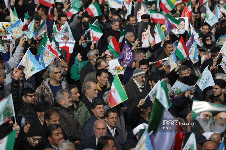 راهپیمایی یوم‌الله ۲۲ بهمن در اراک