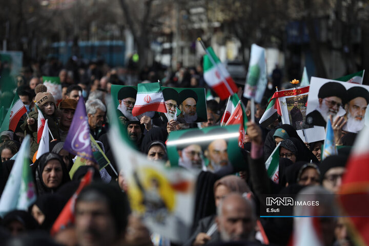 راهپیمایی یوم‌الله ۲۲ بهمن در اراک