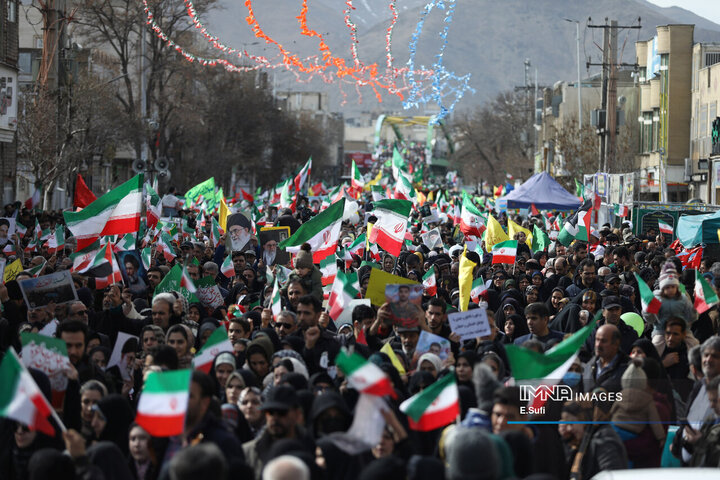 راهپیمایی یوم‌الله ۲۲ بهمن در اراک