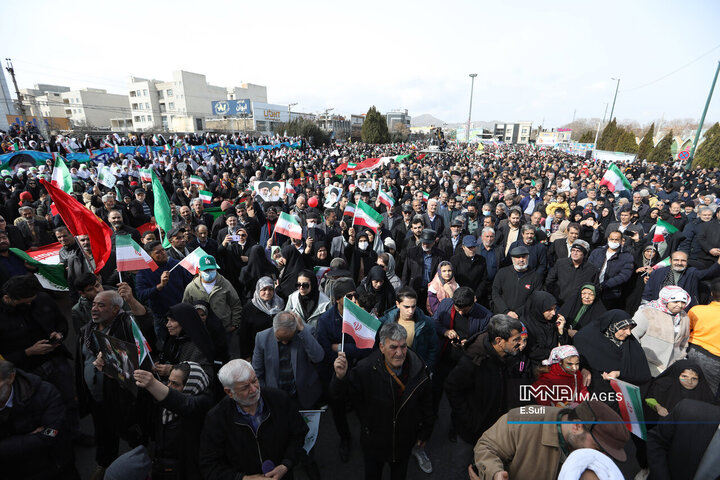 راهپیمایی یوم‌الله ۲۲ بهمن در اراک