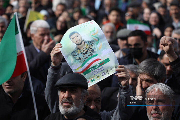 راهپیمایی یوم‌الله ۲۲ بهمن در اراک