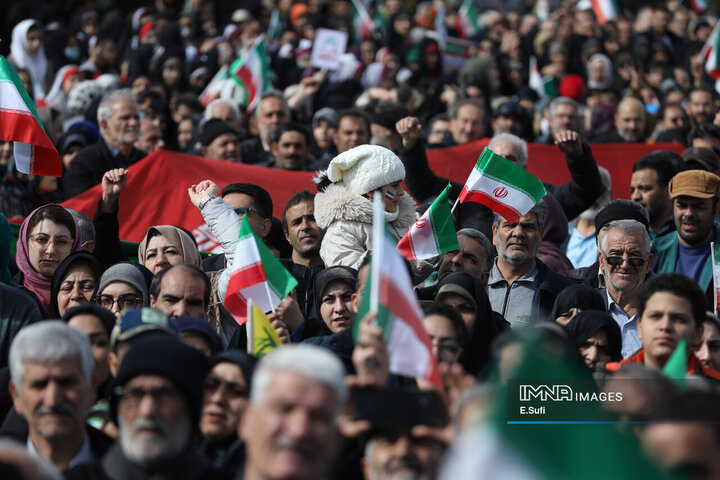 راهپیمایی یوم‌الله ۲۲ بهمن در اراک