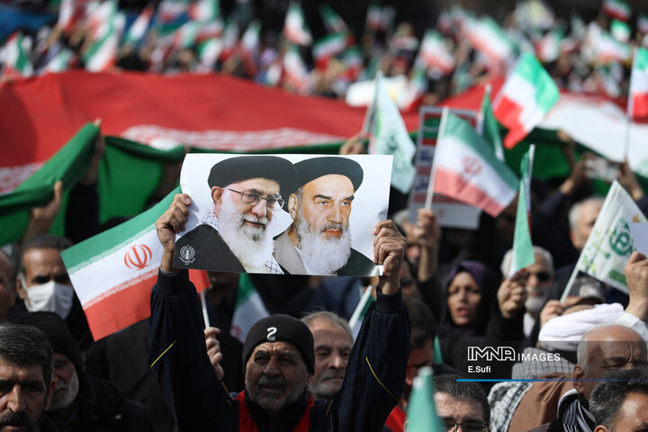 راهپیمایی یوم‌الله ۲۲ بهمن در اراک