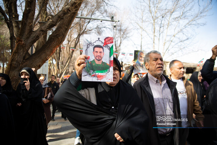 راهپیمایی یوم‌الله ۲۲ بهمن در اصفهان