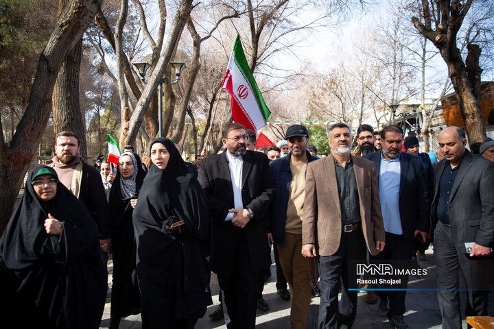 راهپیمایی یوم‌الله ۲۲ بهمن در اصفهان