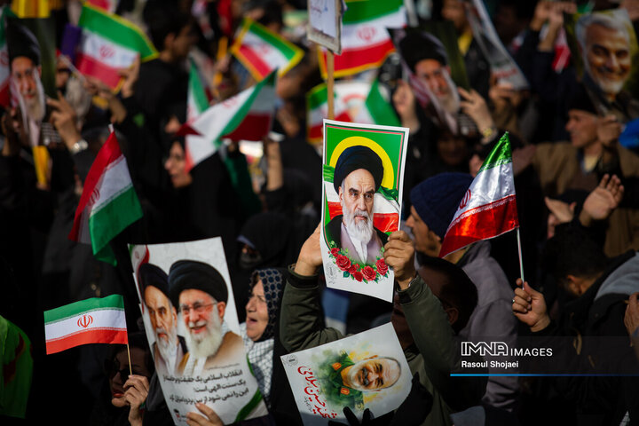 راهپیمایی یوم‌الله ۲۲ بهمن در اصفهان