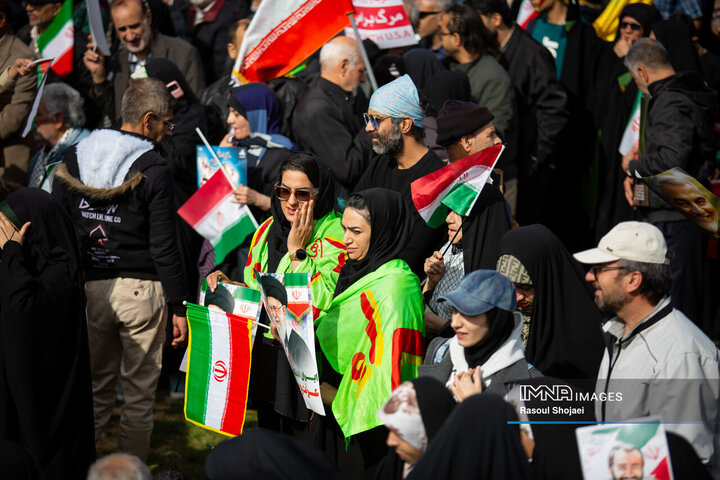 راهپیمایی یوم‌الله ۲۲ بهمن در اصفهان