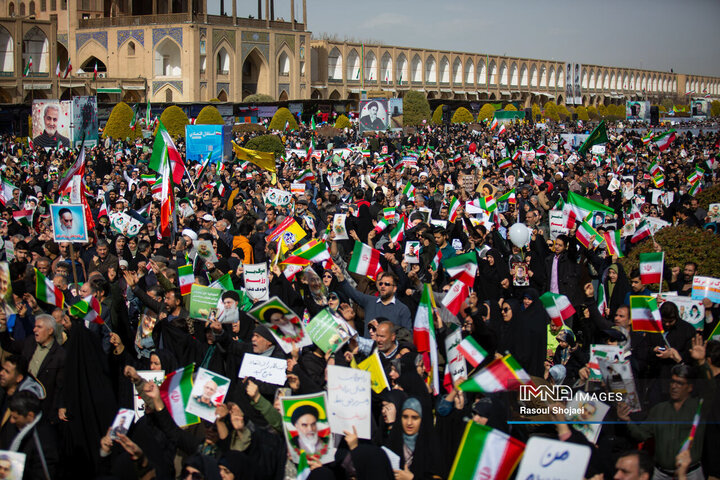 راهپیمایی یوم‌الله ۲۲ بهمن در اصفهان