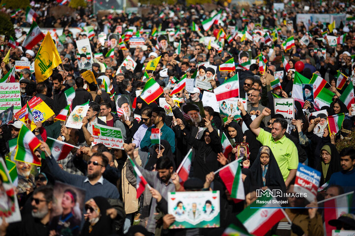 راهپیمایی یوم‌الله ۲۲ بهمن در اصفهان