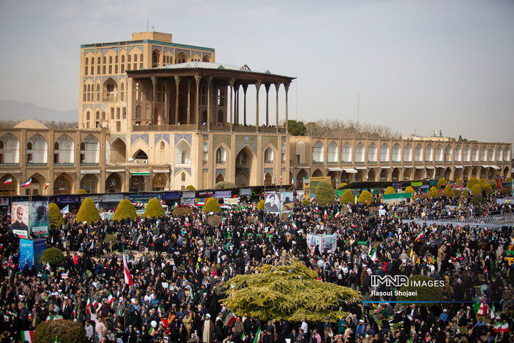 راهپیمایی یوم‌الله ۲۲ بهمن در اصفهان