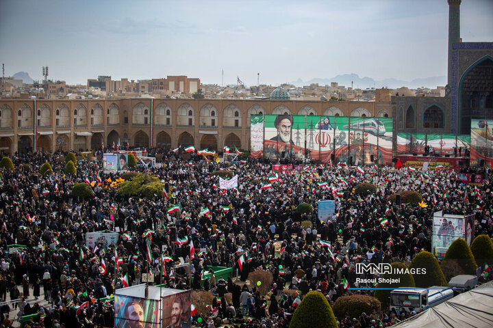 راهپیمایی یوم‌الله ۲۲ بهمن در اصفهان