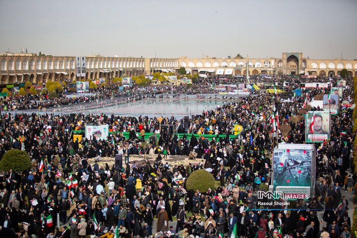 راهپیمایی یوم‌الله ۲۲ بهمن در اصفهان