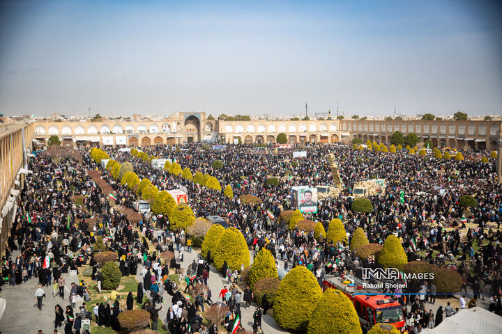 راهپیمایی یوم‌الله ۲۲ بهمن در اصفهان