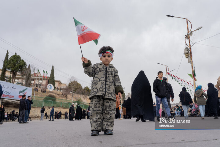 راهپیمایی یوم‌الله ۲۲ بهمن در خرم آباد