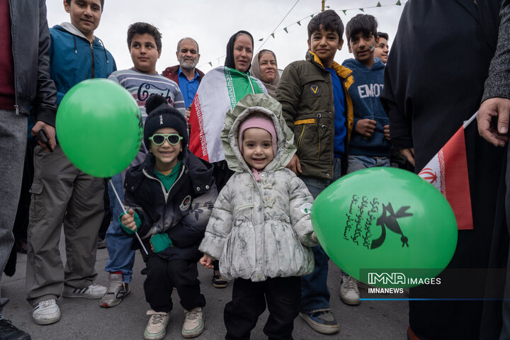 راهپیمایی یوم‌الله ۲۲ بهمن در خرم آباد
