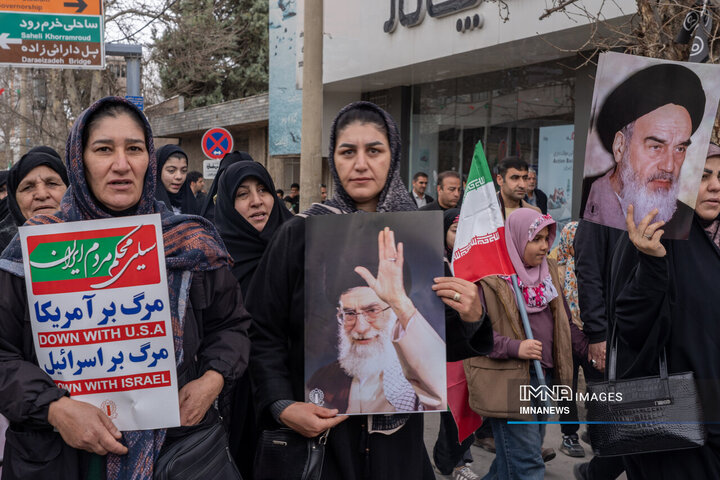 راهپیمایی یوم‌الله ۲۲ بهمن در خرم آباد