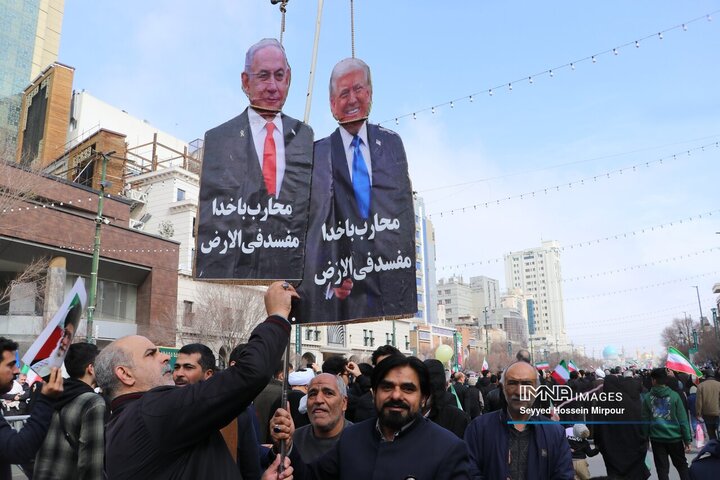 راهپیمایی یوم الله 22 بهمن در مشهد